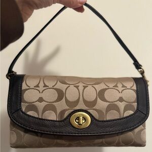 Coach Signature Canvas Turnlock Shoulder Bag in Taupe/Brown